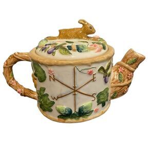 MWW MARKET Vintage Garden Bunny Decorative Small Teapot Cottagecore